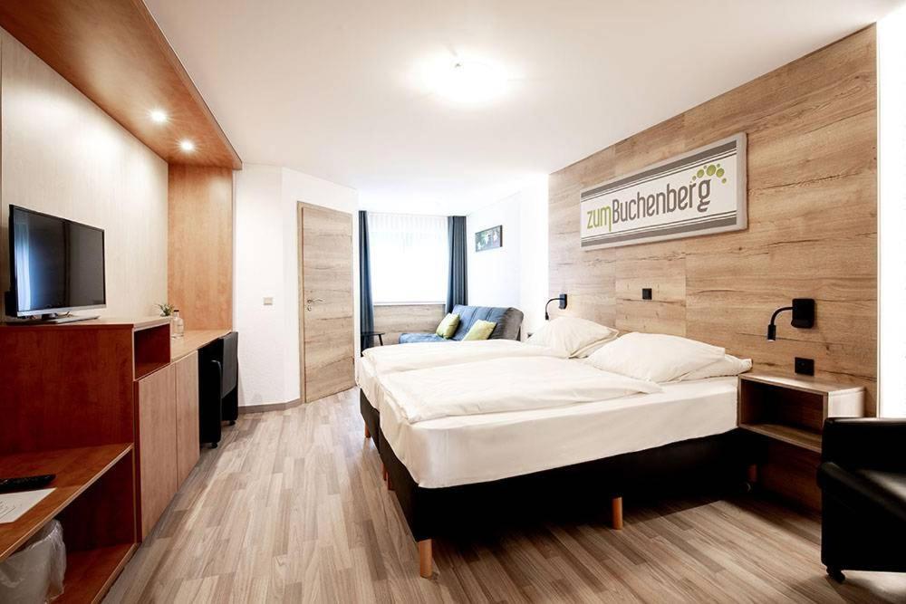 Hotel Zum Buchenberg St. Vith ภายนอก รูปภาพ